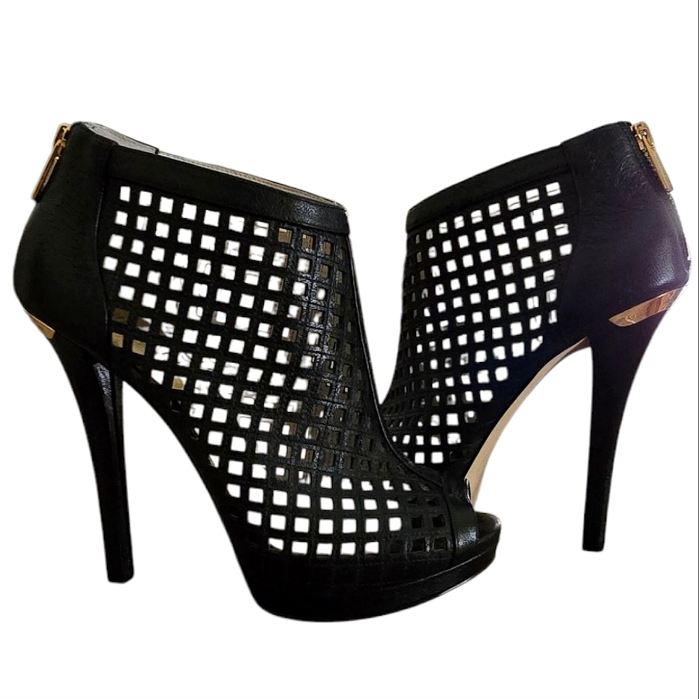🖤 Michael Kors Graham Black Leather Cutout Cage Bootie GUC